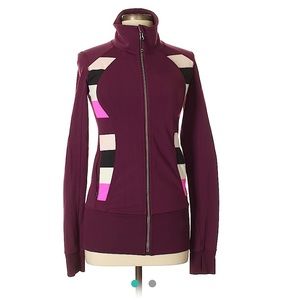 Lululemon nice Asana plum zip jacket 🍇